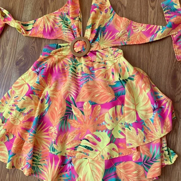 Tropical Halter Neck Dress - Picture 6 of 11